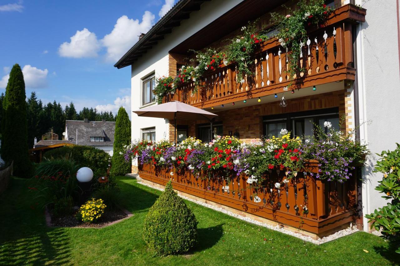 Ferienwohnungen Und Gaestezimmer Herrmann Steinbach am Wald Экстерьер фото